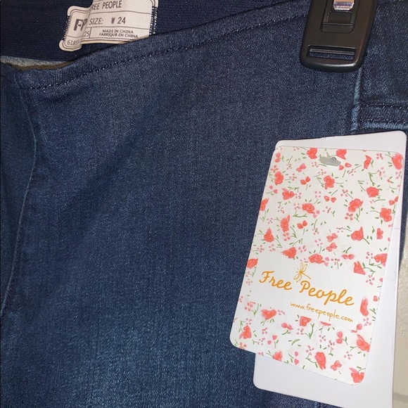 Free People Stretch Flare Jeans - Picture 4 of 5